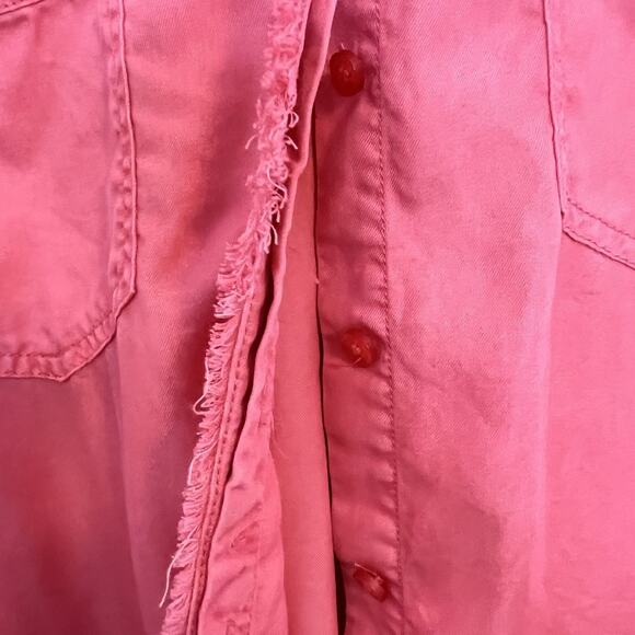 Chico's Shirt Women's 12 Pink Frayed Trim Roll-Tab Long Sleeve Button Up Blouse - Picture 5 of 10
